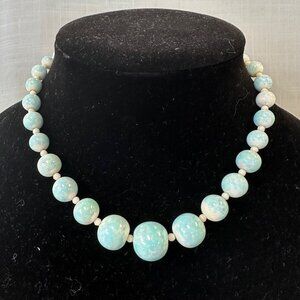 Vintage 1950s Light Blue Mottled Iridescent Graduated Beaded Choker Necklace